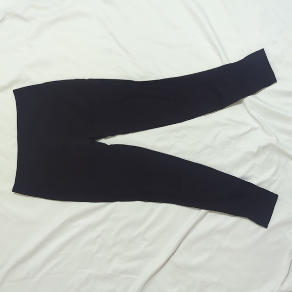 Fabletics Sync Seamless High-Waisted 7/8 Legging Color Black Size M - Picture 4 of 15